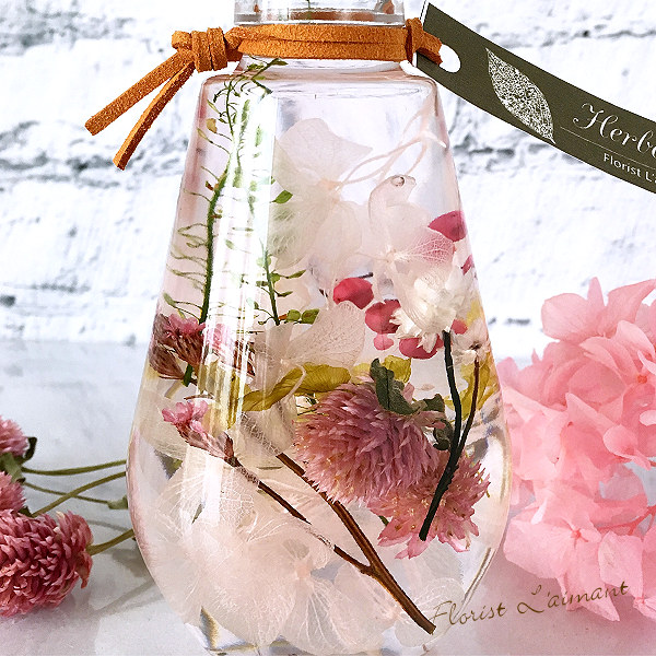 優しいピンクのハーバリウム｜エアリー（ピンク）