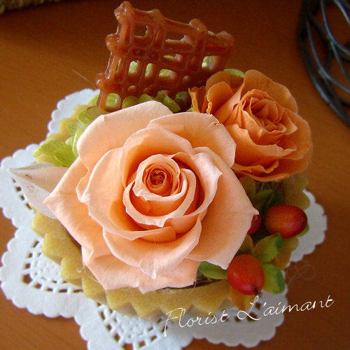 ローズのカップケーキ（オレンジ）【プリザーブドフラワー】