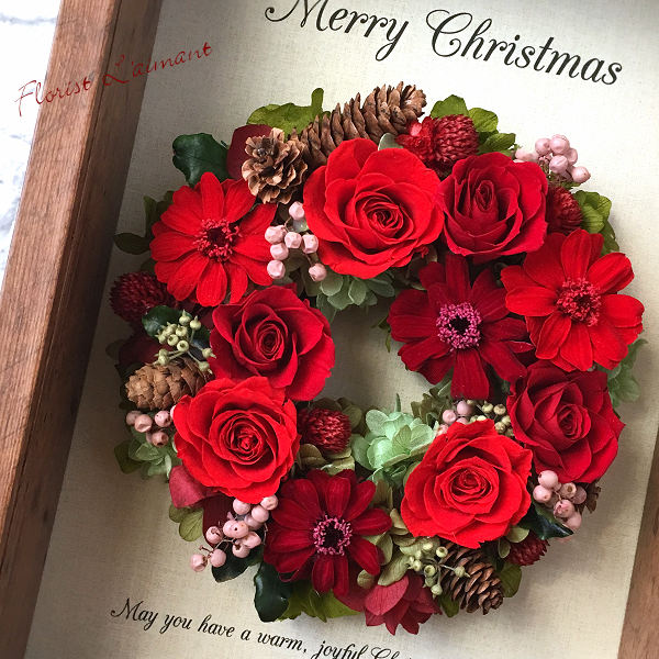 額入りのリースアレンジ｜プリザーブドフラワー クリスマスリース